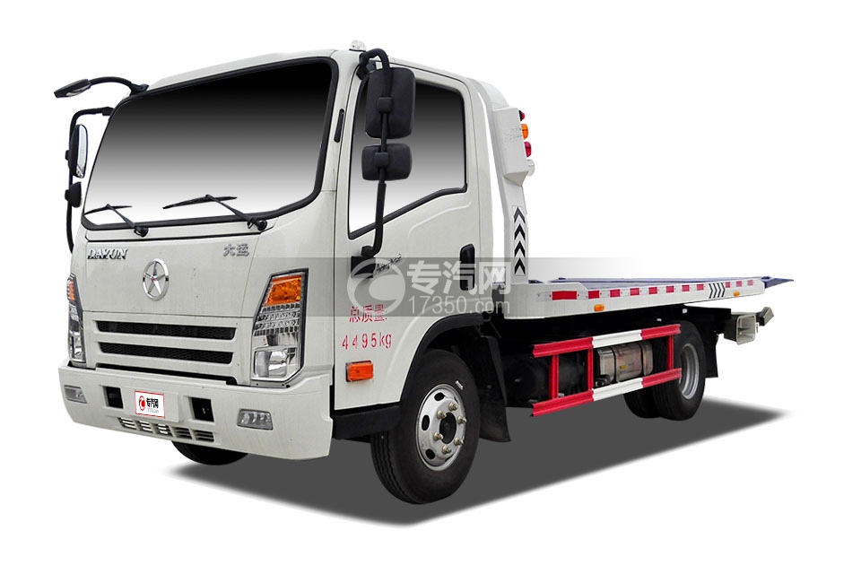 大运奥普力国五蓝牌一拖二清障车(带液压尾板)左前面45°