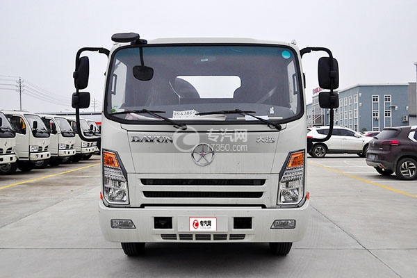 大运奥普力国五蓝牌一拖二清障车(带液压尾板)前面