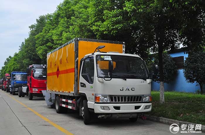 江淮新骏铃国五防爆车