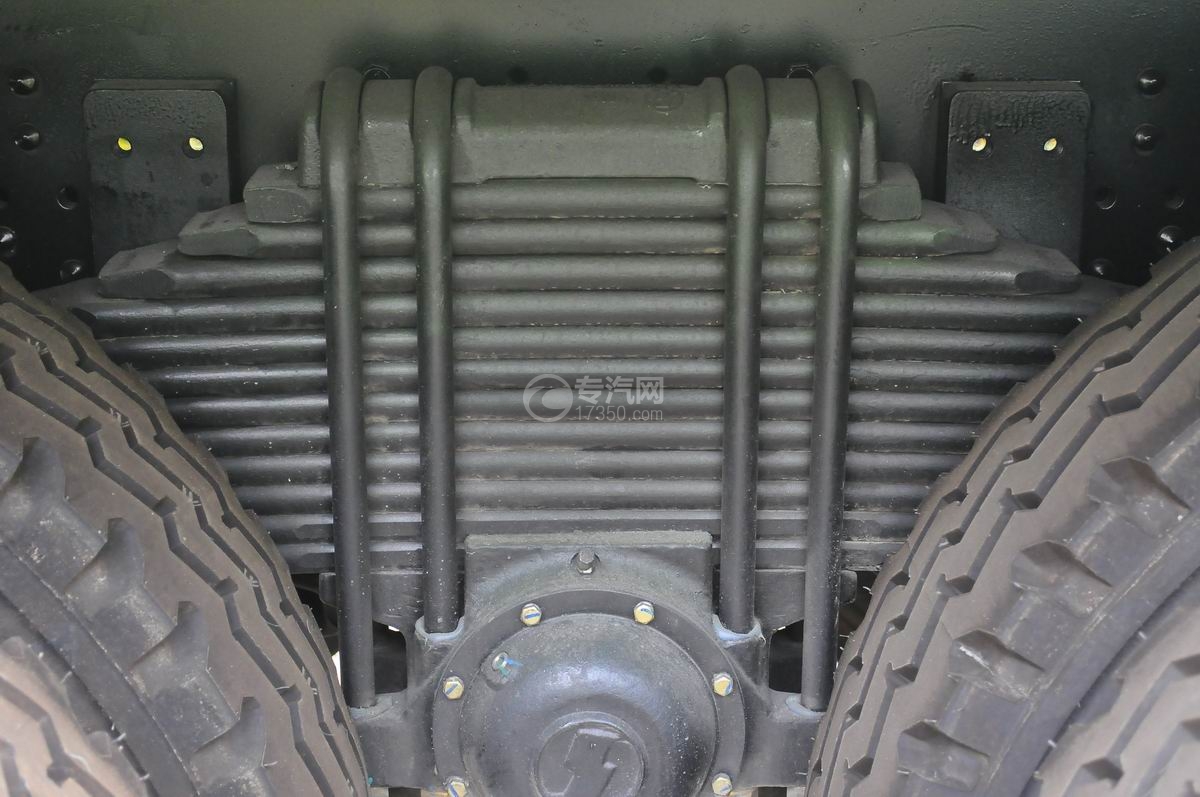 陕汽德龙新M3000后双桥自卸车(带篷布)弹簧钢板