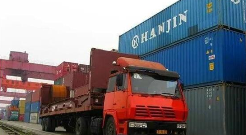 两部委发治超调整令 超高集装箱和17.5米大板车有救了？