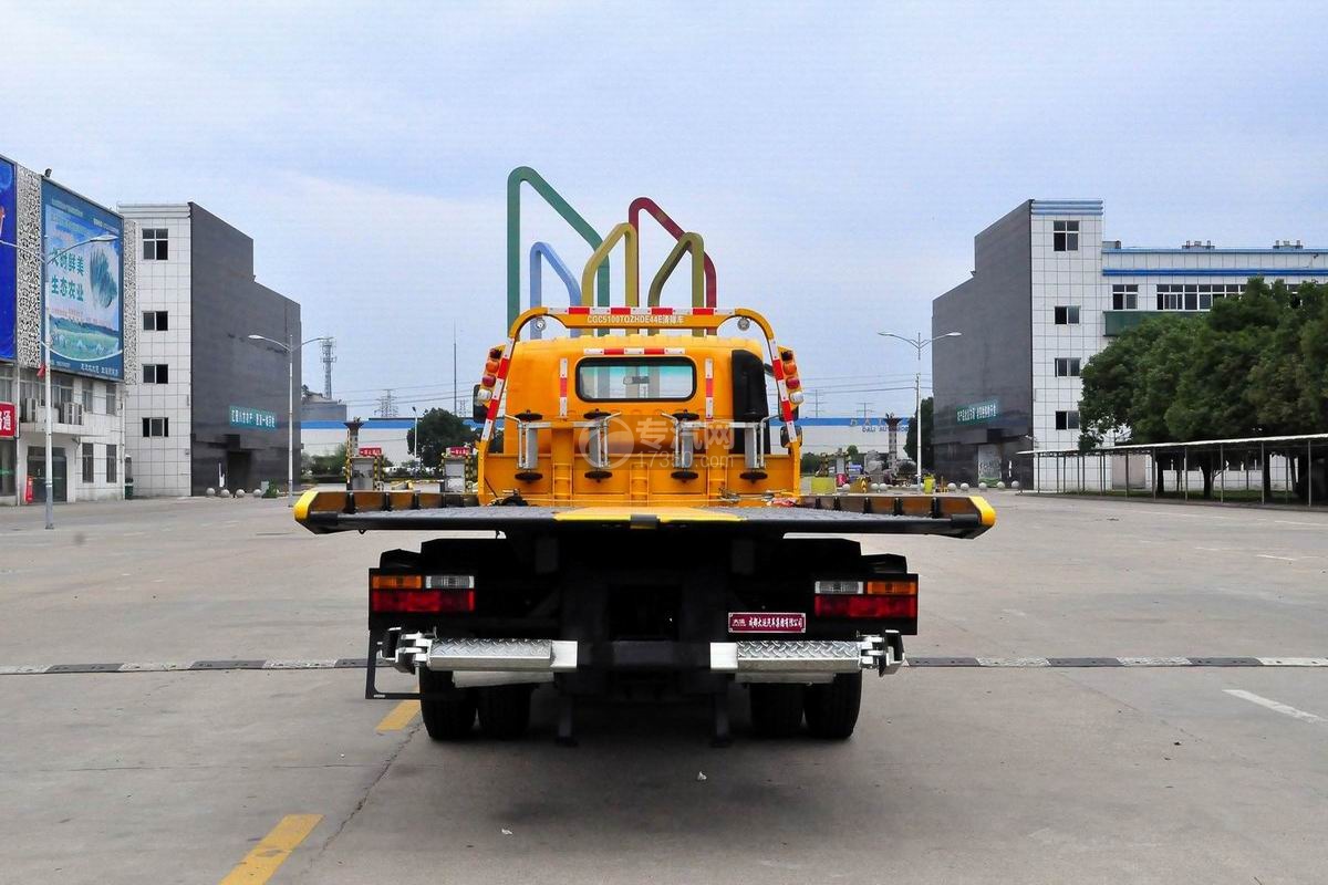 大运奥普力4400轴距清障车正后图