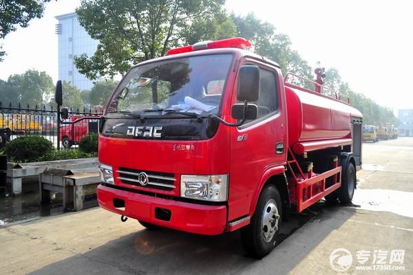 东风多利卡消防洒水车