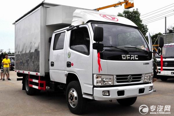 流动舞台车都是根据什么进行设计的？