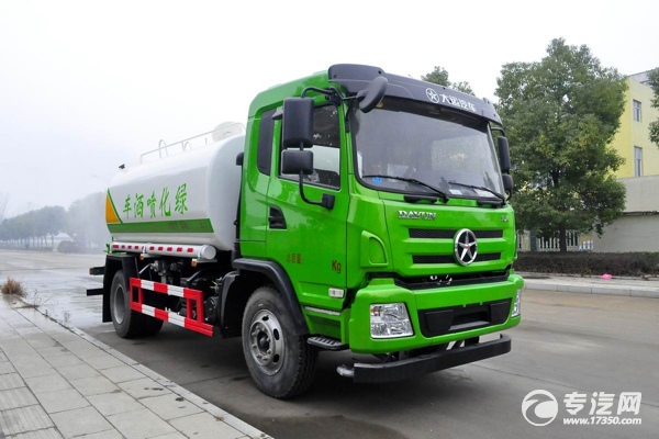 不同地区、不同用途请选择不同的绿化洒水车