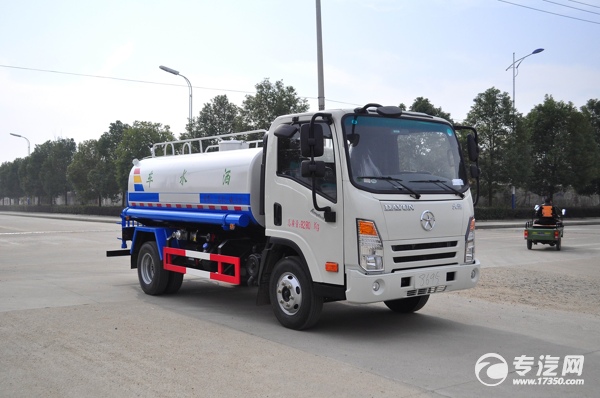 专汽网小编跟大家谈谈洒水车柴油滤清器