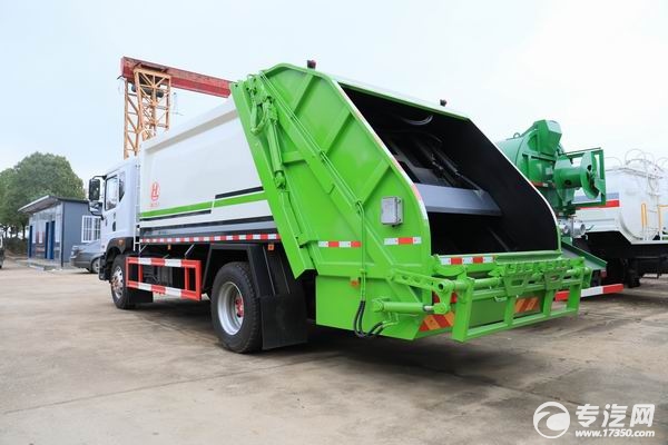 东风多利卡D9国六压缩式垃圾车