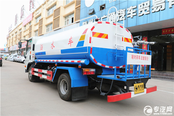 大运9.4方洒水车左后图