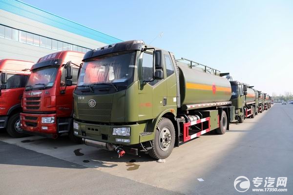 解放J6L单桥14.7方运油车
