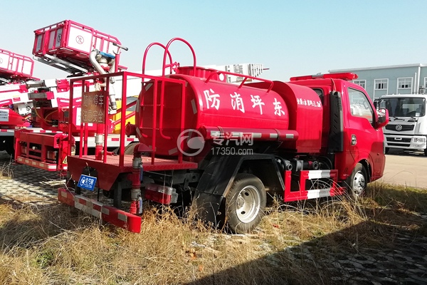 东风途逸国五1.2方消防洒水车右后图