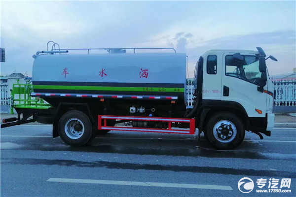 大运祥龙排半国六11.47方洒水车