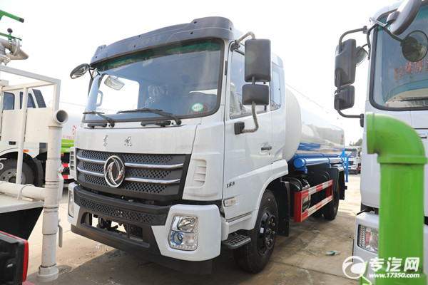 东风随专D17-Z国六9.7方洒水车
