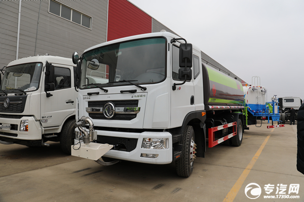 东风多利卡D9国六洒水车