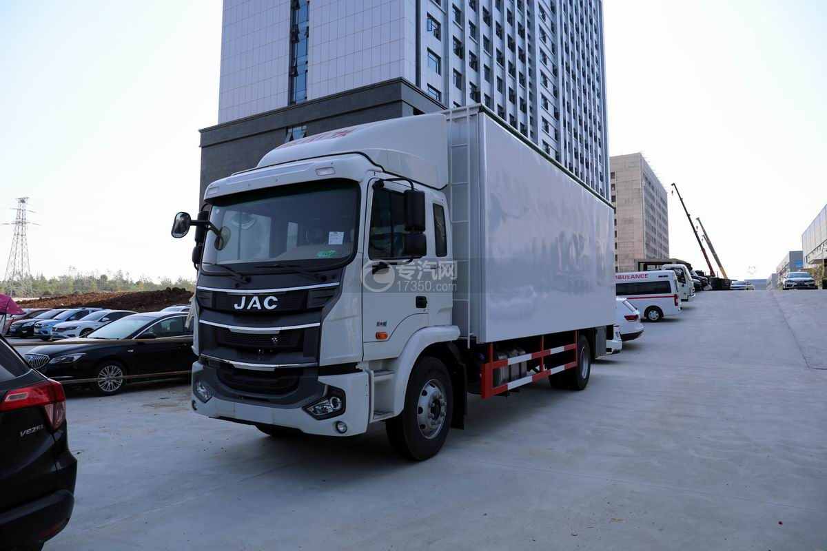 江淮格尔发A5L单桥国六流动舞台车左前图