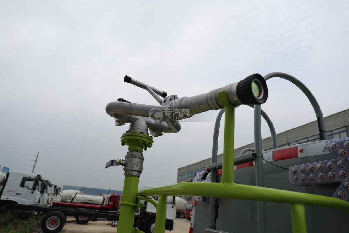 东风多利卡D6国六4方绿化喷洒车洒水炮