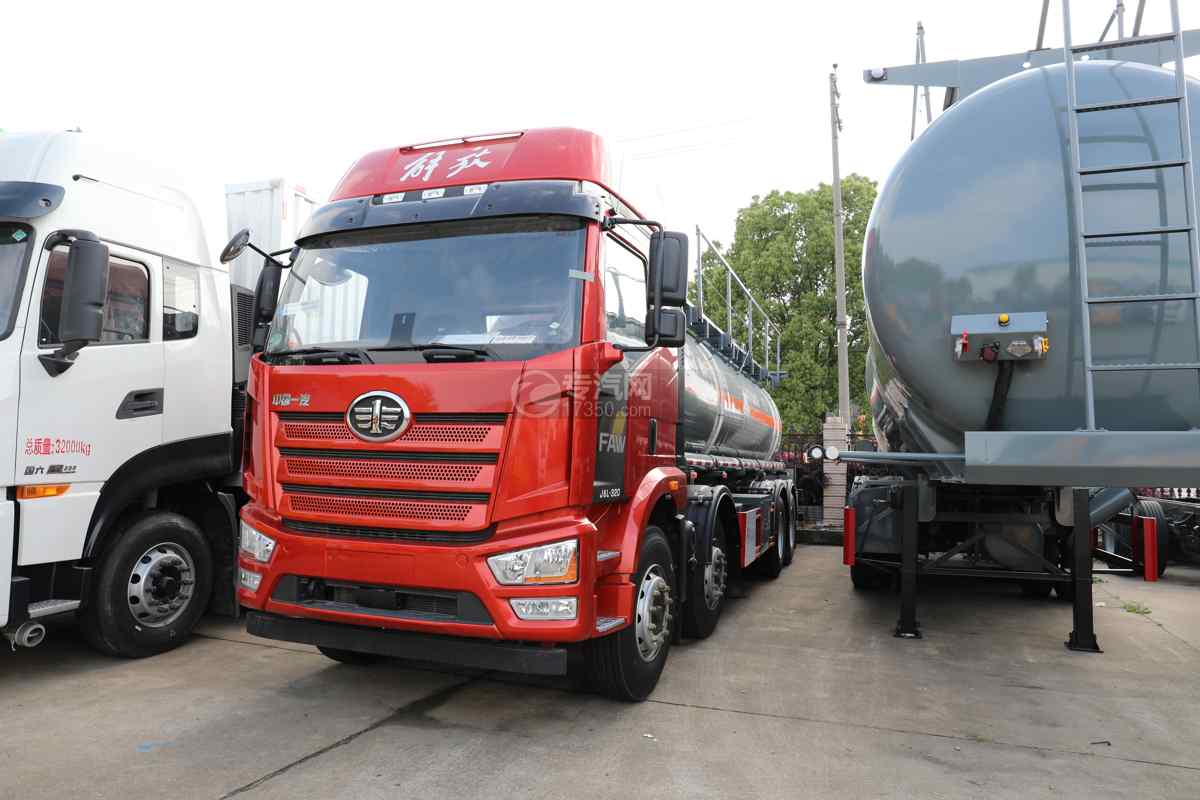 解放J6L前四后八国六18.6方腐蚀性物品罐式运输车