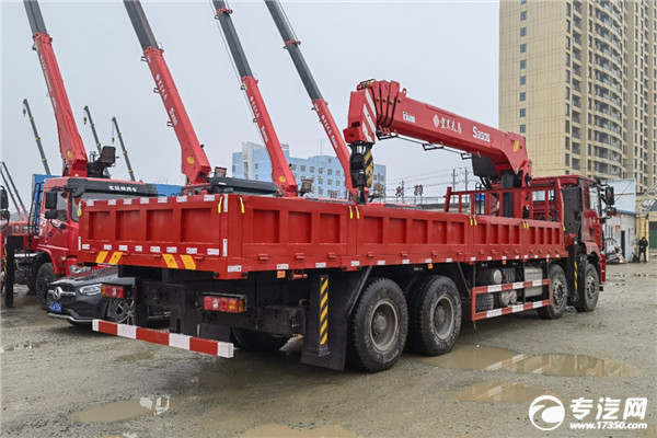 陕汽德龙新M3000前四后八宏昌天马14吨5节臂随车吊