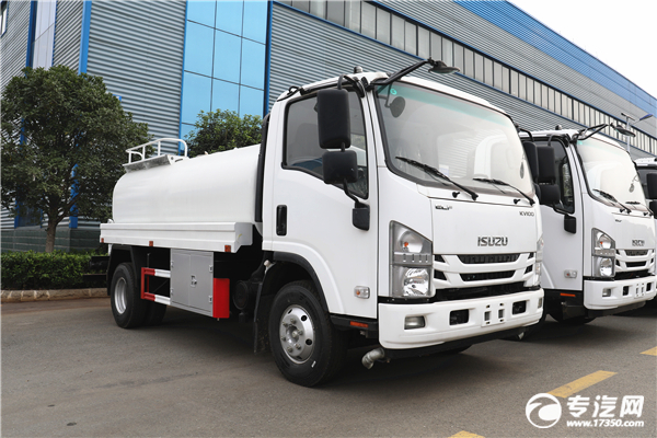 庆铃五十铃KV100国六洒水车 运输介质达食用级