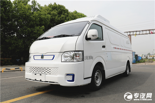 吉利远程E6纯电动面包冷藏车